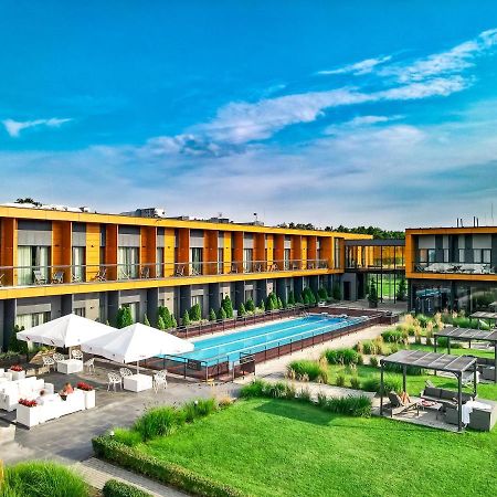 Hotel Bonifacio Spa&Sport Resort Sochocin Exteriör bild
