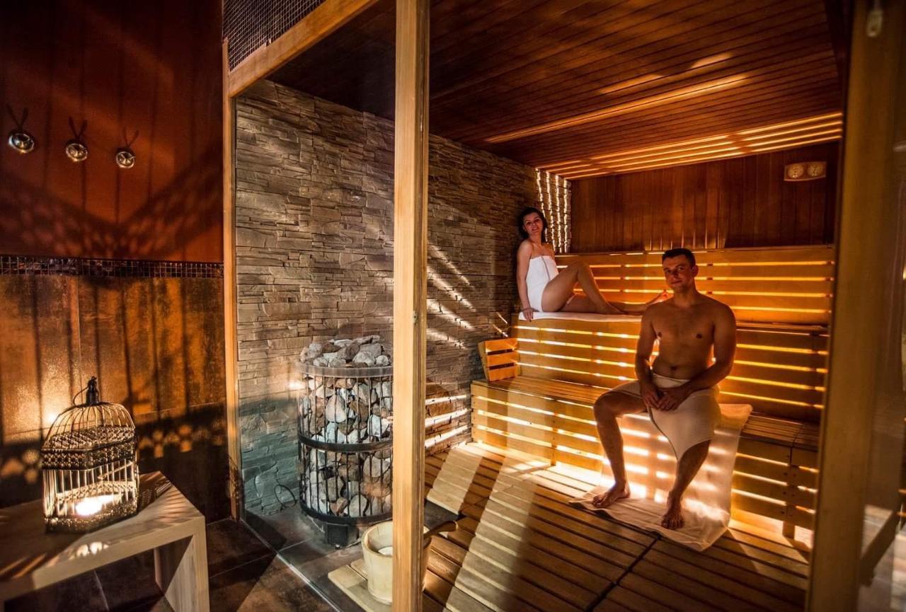Hotel Bonifacio Spa&Sport Resort Sochocin Exteriör bild