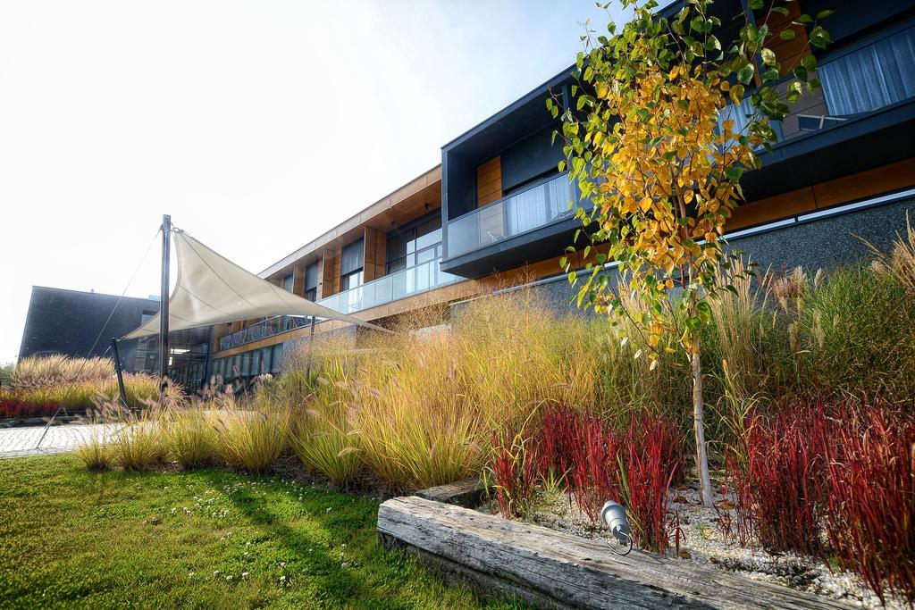 Hotel Bonifacio Spa&Sport Resort Sochocin Exteriör bild