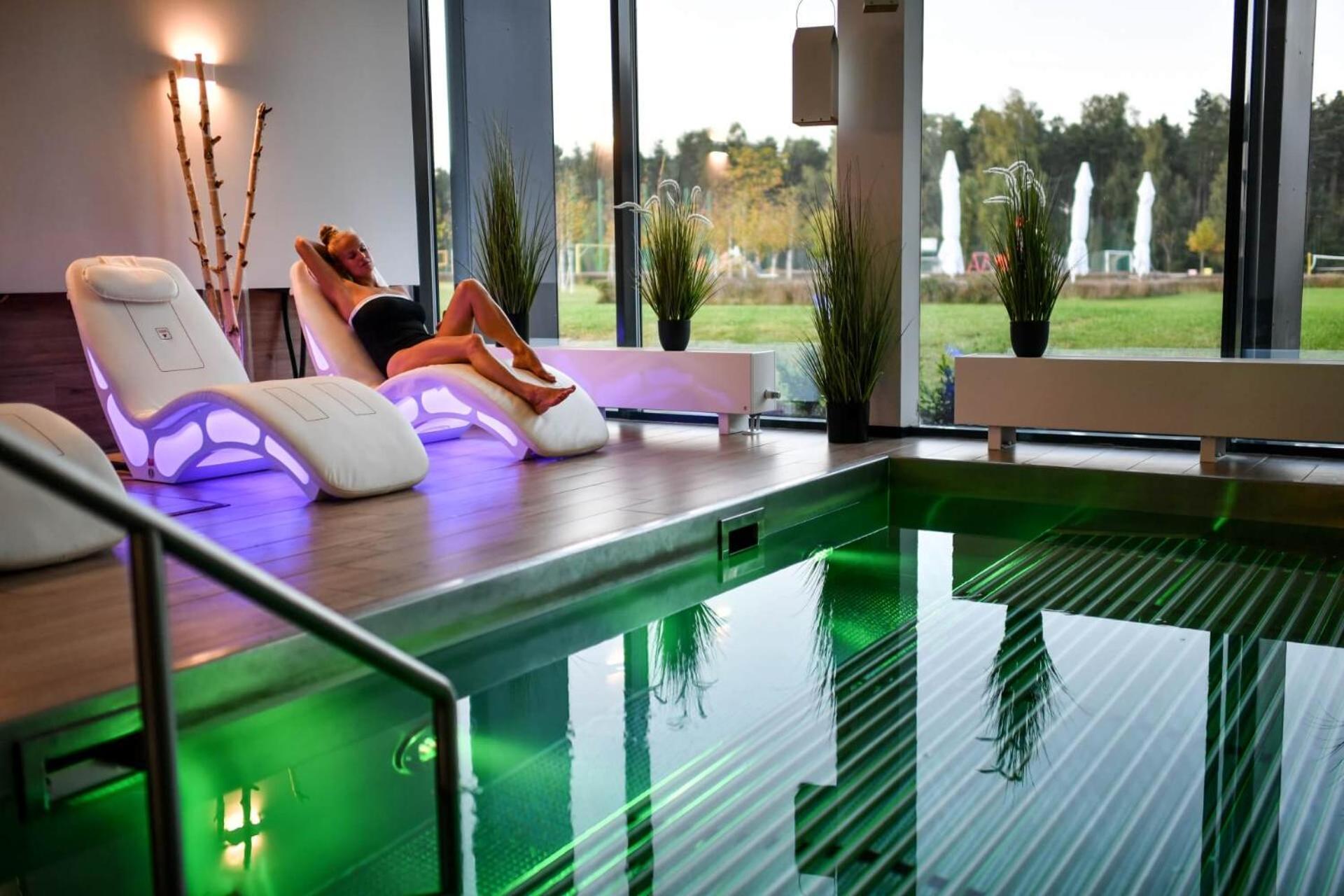 Hotel Bonifacio Spa&Sport Resort Sochocin Exteriör bild