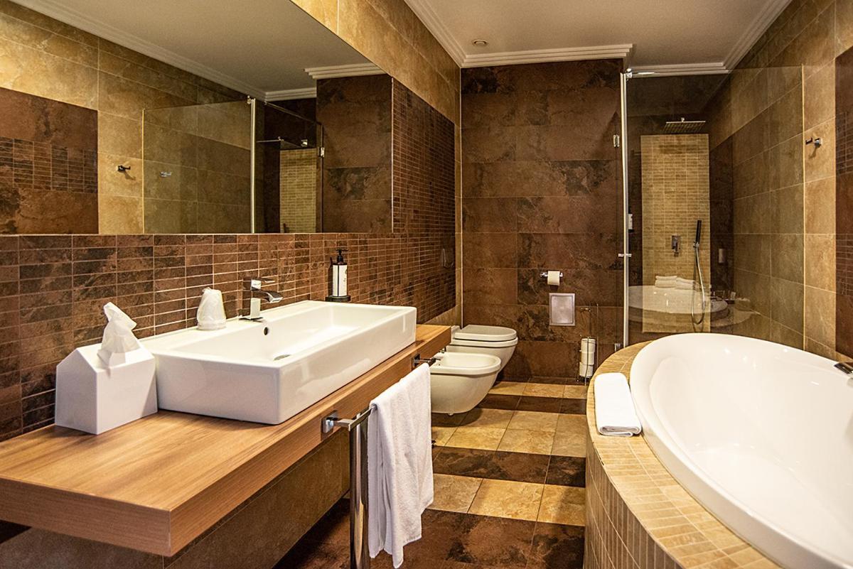 Hotel Bonifacio Spa&Sport Resort Sochocin Exteriör bild